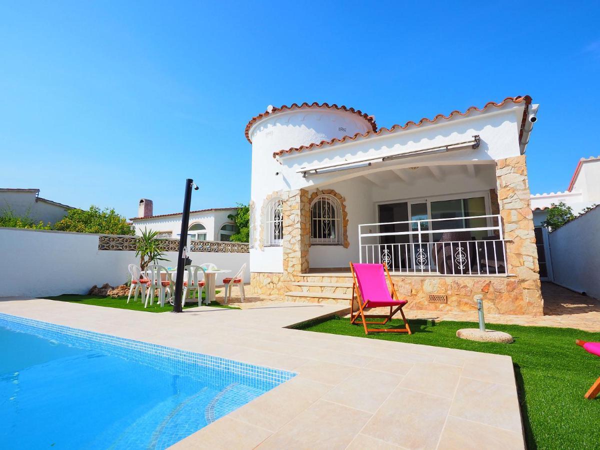 Holiday Home Alberes By Interhome Empuriabrava Extérieur photo